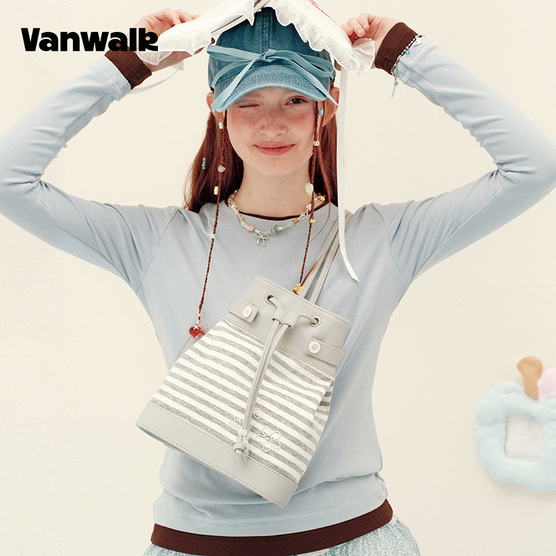 vanwalk Leisure Notebook House Series Backpack v3025